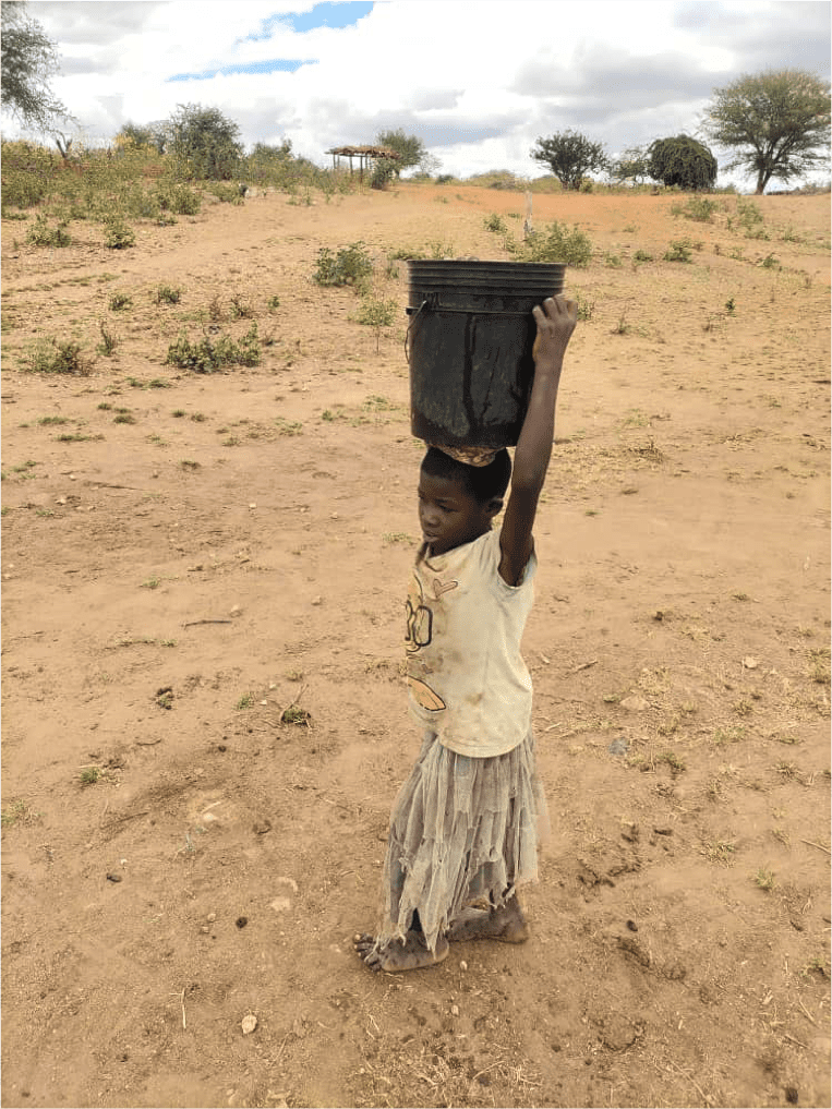 Collecting water, Dodoma
