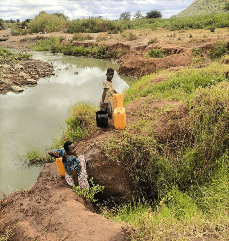 Collecting water, Dodoma